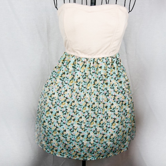 Pacsun Soft Pink Sundress - Picture 1 of 1